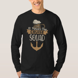 Camiseta Dia de São Patrício Cruise Squad Lucky Family Ship