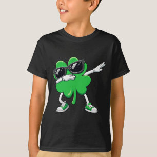 Camiseta Dia de São Patrício Dabbing Shamrock Engraçado Rap