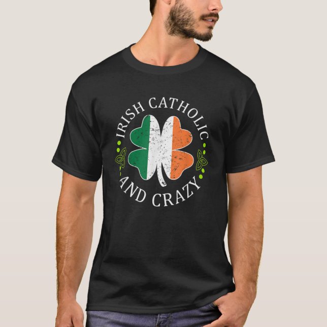 Camiseta Dia de São Patrício Engraçado Dotou Católico Irlan (Frente)