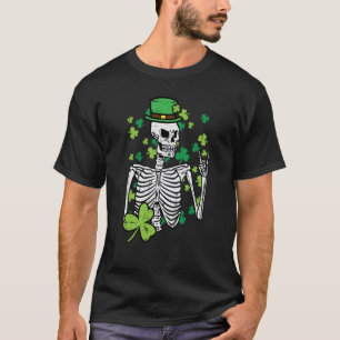 Camiseta Dia de São Patrício Esqueleto Rocha São Paddys Roc