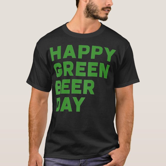 Camiseta Dia de São Patrício Funny Green Beer Bebendo Irlan (Frente)