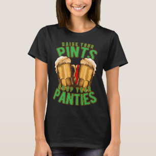 Camiseta Dia de São Patrício Levante Seus Copos Baixe Sua C