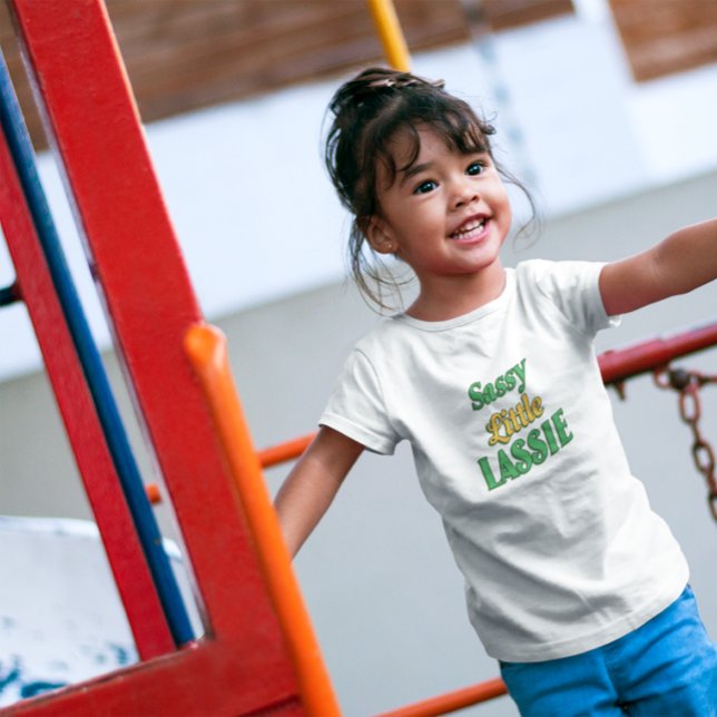 Camiseta Dia de São Patrício Pequena Garotinha Atrevida  (Criador carregado)