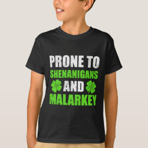 Camiseta Dia de São Patrício Propenso a Travessuras e Malar