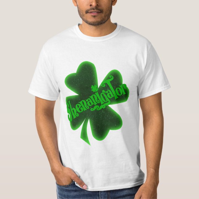 Camiseta Dia de São Patrício Shenanigator (Frente)