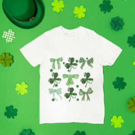 Camiseta Dia de São Patrício Trevo Sortudo e Laço