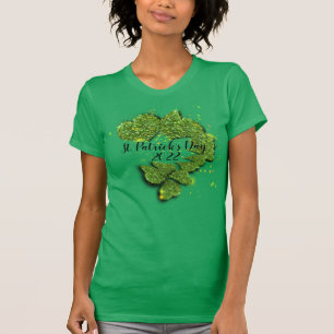 Camiseta Dia de São Patrício Trevos corações cintilante