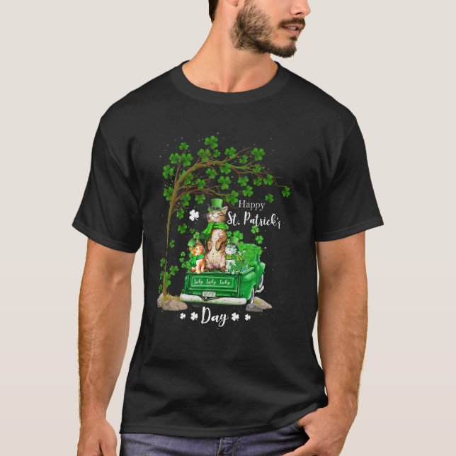 Camiseta Dia de São Patrício Truck Família Shamrock Clover  (Frente)