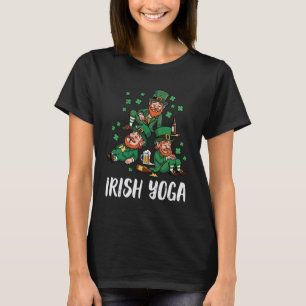 Camiseta Dia de São Patrício Yoga Irlandês Leprechaun Saint