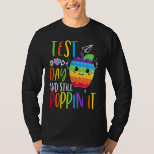 Camiseta Dia de Teste e Ainda Poppin Rock O Teste Pop It T
