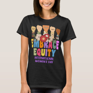 Camiseta Dia Internacional da Mulher 2023 Embrace Equity 8 