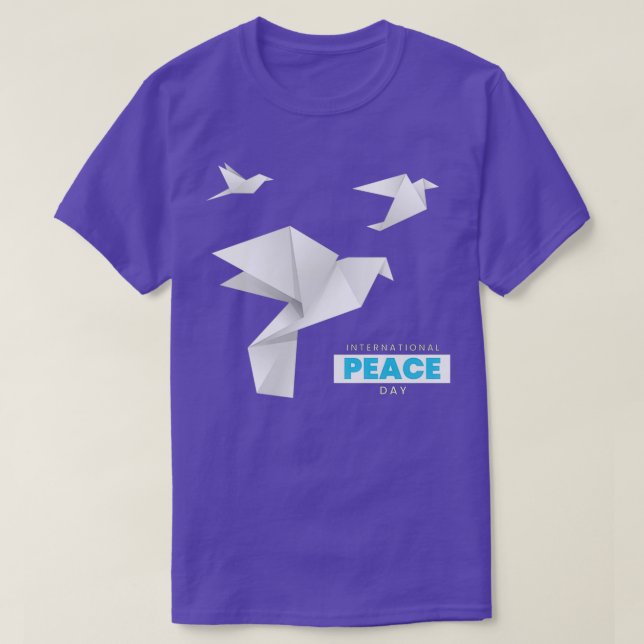 Camiseta Dia Internacional Da Paz Com Os Doves Origami (Frente do Design)