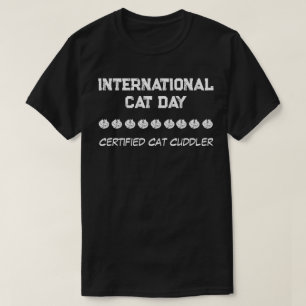 Camiseta Dia Internacional do Gato - Aprovado em Abraços de