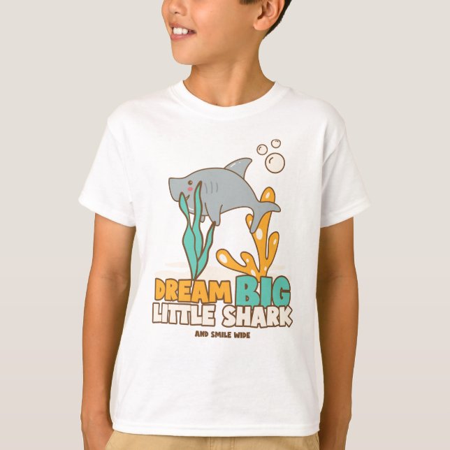 Camiseta Dia Mundial dos Animais - Sonhe com um tubarão gra (Frente)