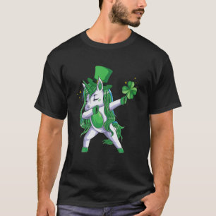 Camiseta Dias de São Patrícios Boys Dabbing Unicorn Lepre