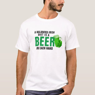 Camiseta Dieta Equilibrada é uma cerveja em cada mão Engraç