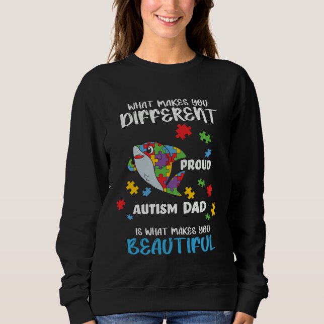 Camiseta Different Is What Make You Beautiful Proud Autism  (Frente)