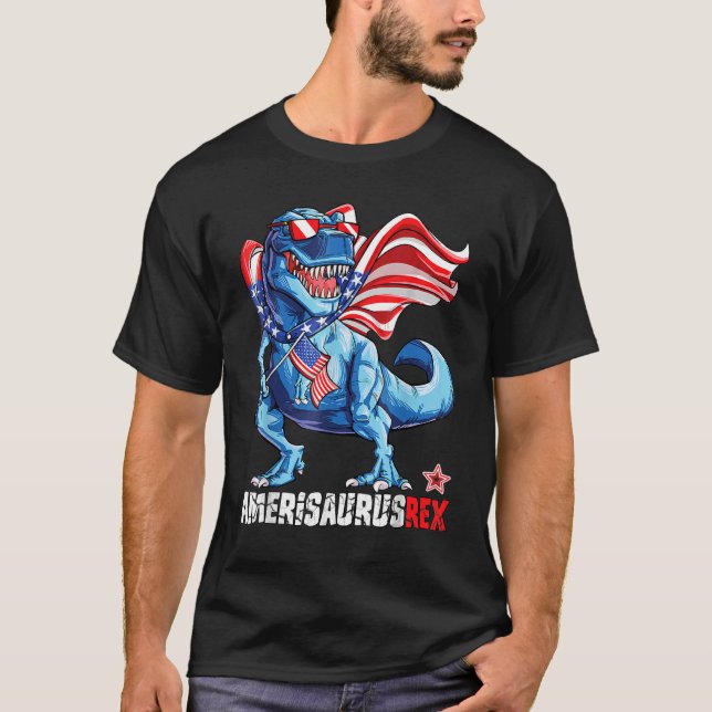 Camiseta Dinossauro 4 De Julho Sunglass Usa Flags Amerisaur (Frente)
