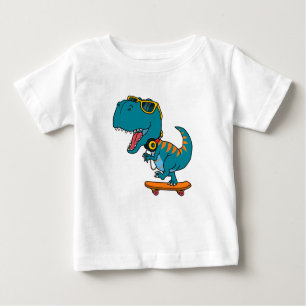 Camiseta dinossauro jogando skate