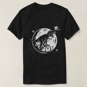 Camiseta Dinossauro Moderno em Uma Bike No Céu Com Lua Engr