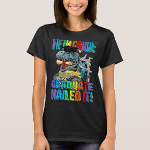 Camiseta Dinossauro para Graduação de Ti no Quinto Formando