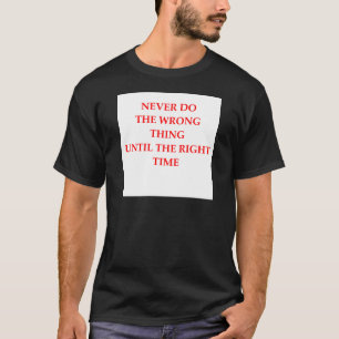 CAMISETA DIREITO