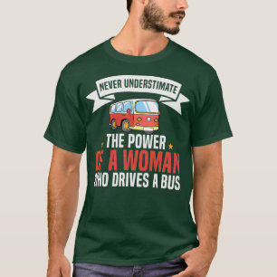 Camiseta dirige uma mulher de ônibus
