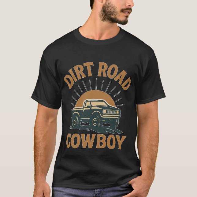 Camiseta Dirt Road Cowboy – Tee Rústico Western (Frente)