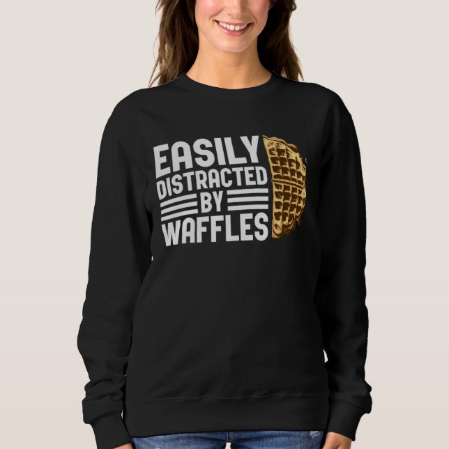 Camiseta Distracted by Waffles Ironic Saying Waffle Fan (Frente)