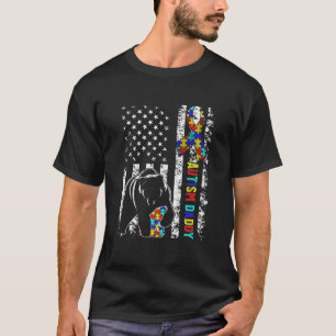 Camiseta Distressed American Flag Autism Daddy Bear Awarene
