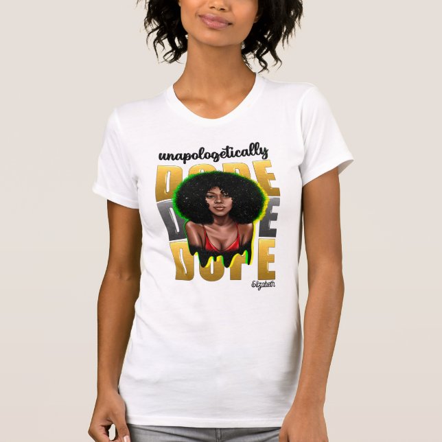 Camiseta Divã Negra Sassy com Elegância Moderna (Frente)