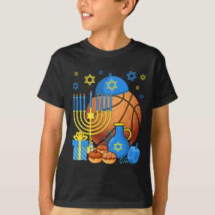 Camiseta Diversão da Bola de Basquete Judaica Menorah Happy