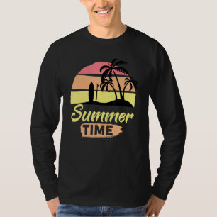 Camiseta Diversão do verão acontece praias ensolaradas surf