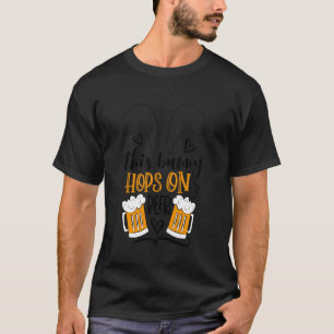 Camiseta Divertido Este Coelho pula na Cerveja Feliz Páscoa