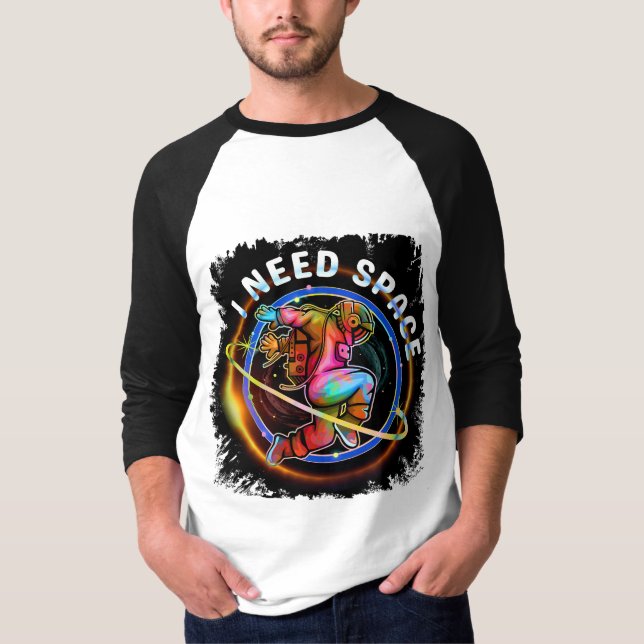 CAMISETA DIVERTIDO EU PRECISO ESPAÇO ASTRONAUTA GALÁXIA (Frente)