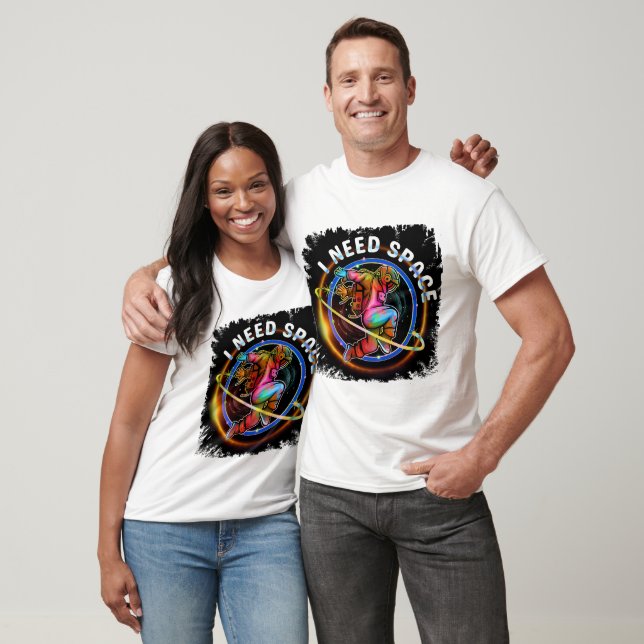 CAMISETA DIVERTIDO EU PRECISO ESPAÇO ASTRONAUTA GALÁXIA (Unissex)