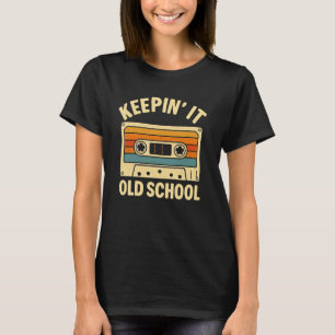 Camiseta Divertido Nerdy Mantenha a Velha Escola Cassete Mú