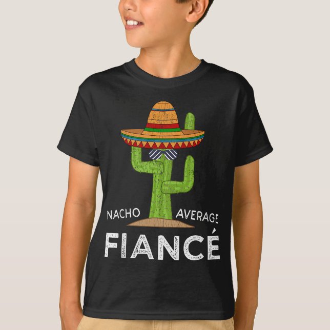 Camiseta Divertido Noivado Hilário Oferece-Lhe Engraçado Me (Frente)