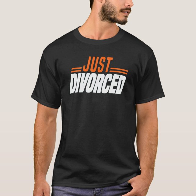 Camiseta Divorciada Festa de Divórcio e Fenda (Frente)