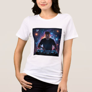 Camiseta DJ Cósmico: Misturando a Música do Universo”