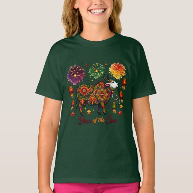 Camiseta do Ano da Vaca - Força de Celebração (Frente)