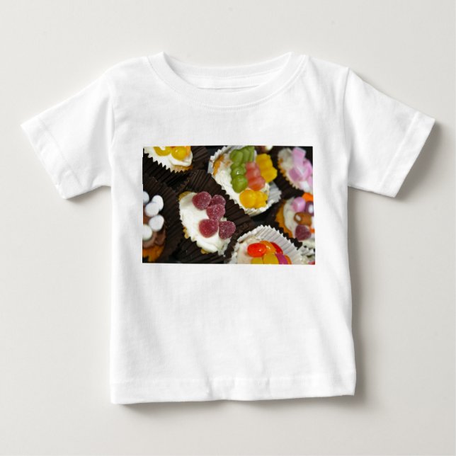 Camiseta do bebê da variedade do cupcake (Frente)