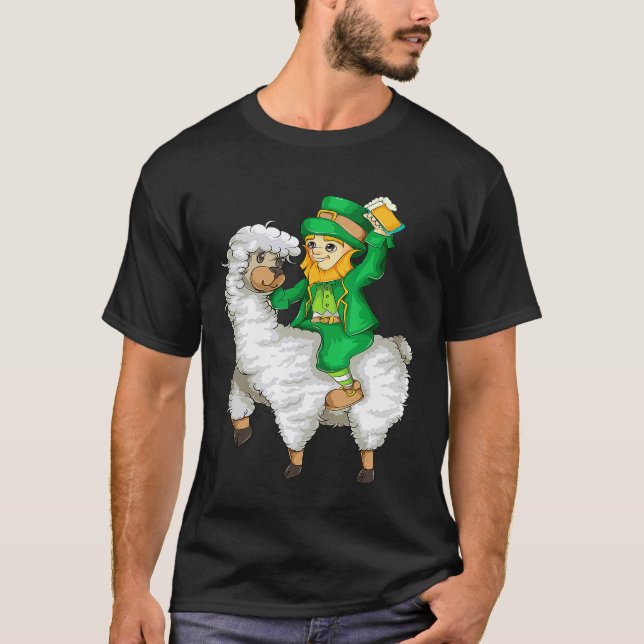 Camiseta do Dia de São Patrício com Leprechaun Cav (Frente)