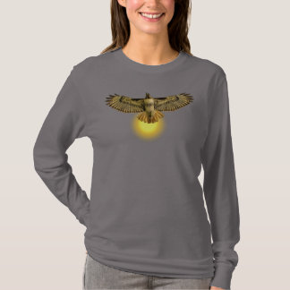 Camiseta do Falcão de Cauda Vermelha Voando em Dir