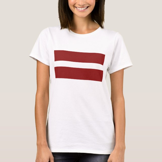 Camiseta do Mapa da Bandeira da Letônia (Frente)