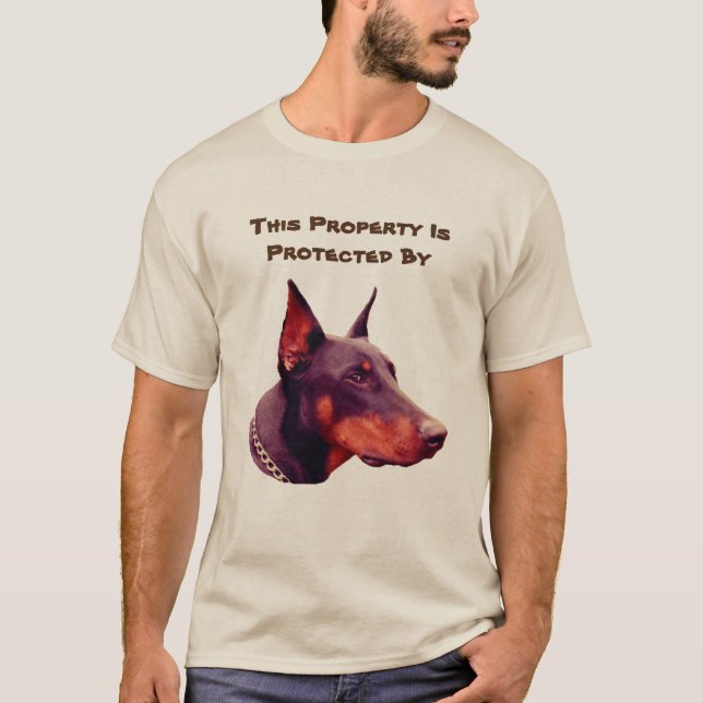Camiseta Doberman Pinscher Protegido Pela Funny (Frente)