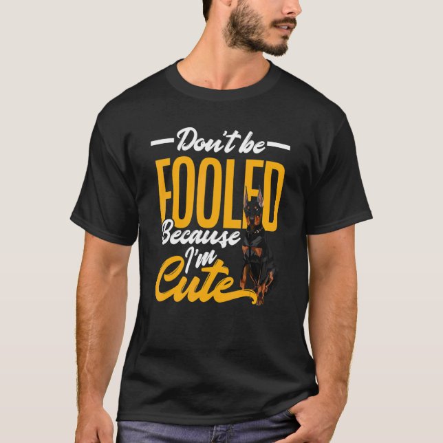 Camiseta Dobie Doberman Pinscher Pai de Cães Mãe Doberman (Frente)