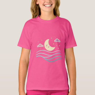 Camiseta Doce Lua Sorridente & Estrelas – Design Fofo para