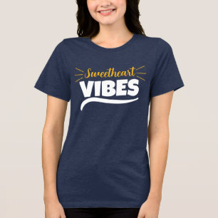 Camiseta Doce Vibrações Gráficas Femininas