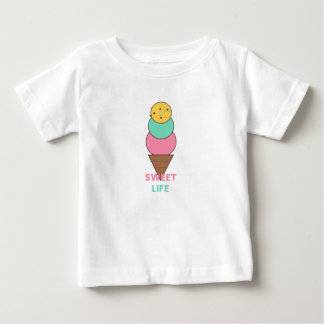 Camiseta Doce Vida - Sorvete de Três Bolas - Kawaii Fofo